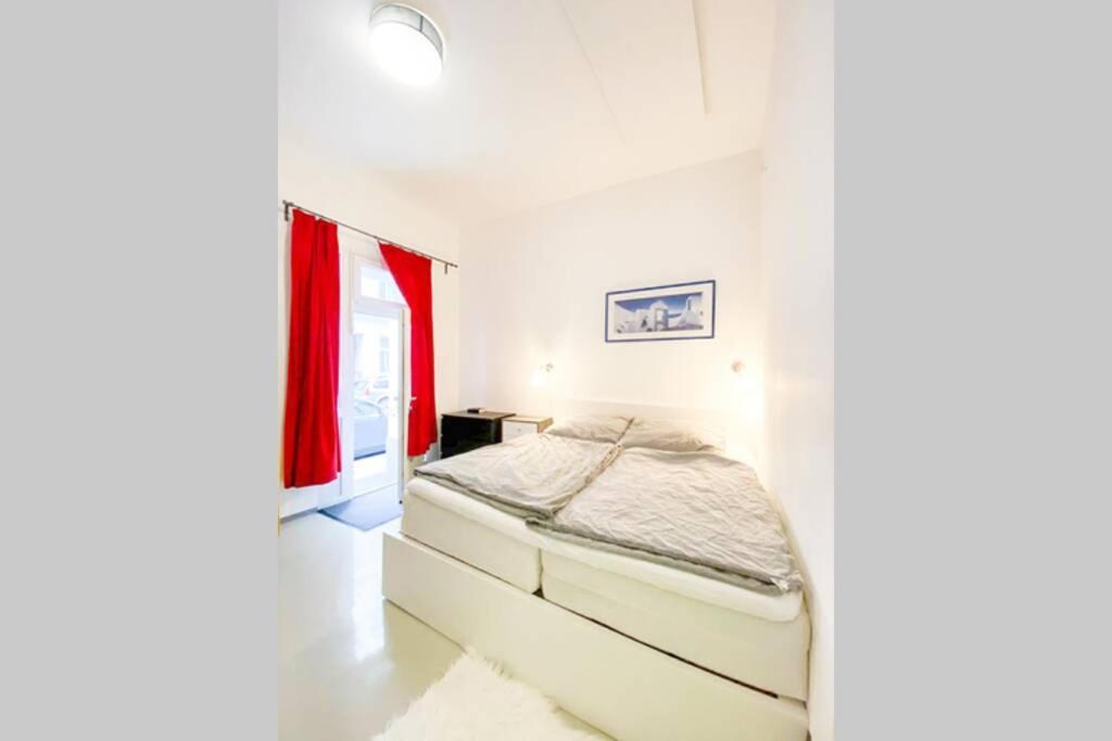 Studio,10 Min To Citycenter,33M,Smart Tv,Kingbed Відень Екстер'єр фото